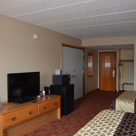 Travelodge By Wyndham Grand Forks Eksteriør bilde