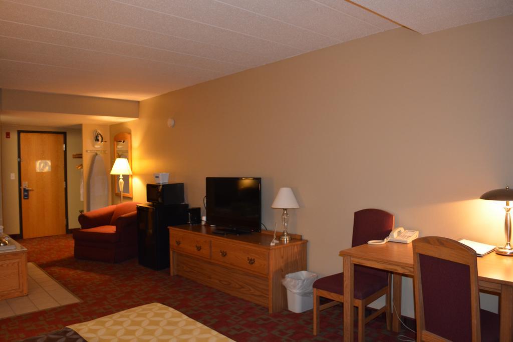 Travelodge By Wyndham Grand Forks Eksteriør bilde